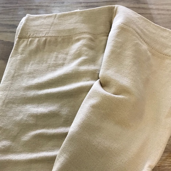 ✅PLUS✅Beige Leggings - Picture 3 of 3